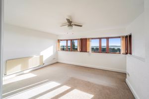 Photo 25- click for photo gallery